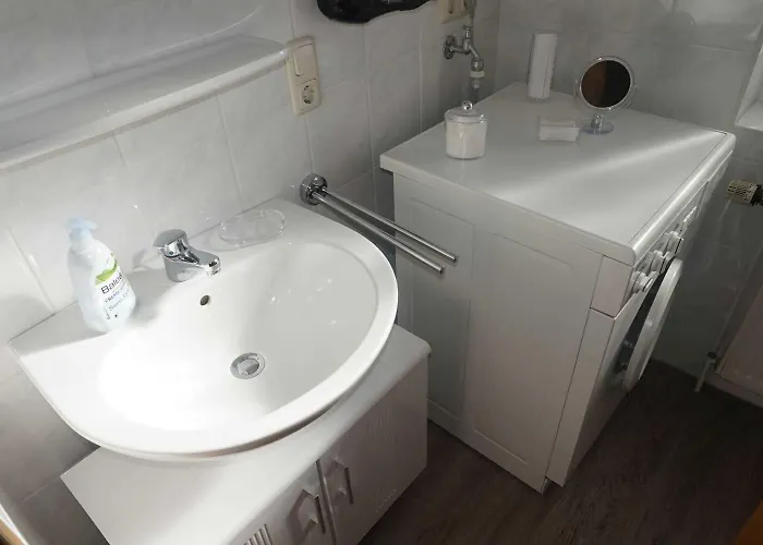 Doppelhaushaelfte Lange 度假居 *